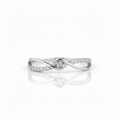 925 Sterling Silver Infinity Twist Ring with Crystal Cluster